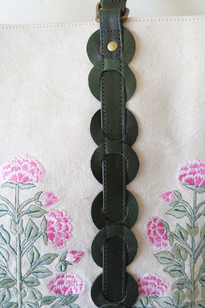 Vintage floral tote bag