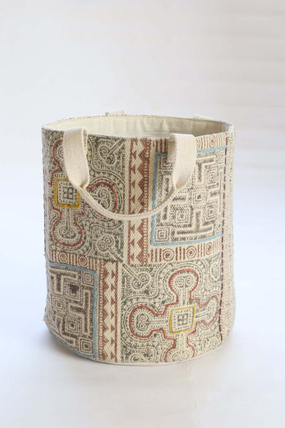 FROSTED ART BASKET