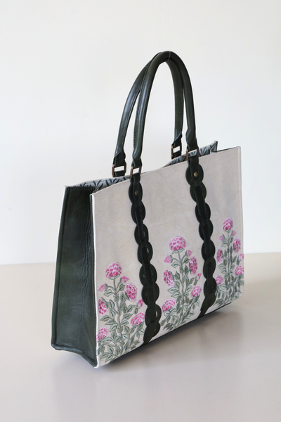 Vintage floral tote bag