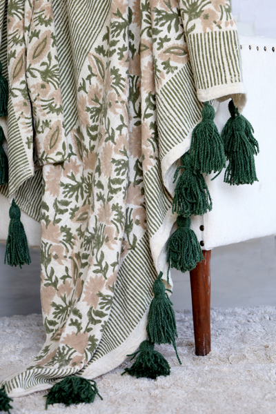 EARTHY FLORAL BLANKETS