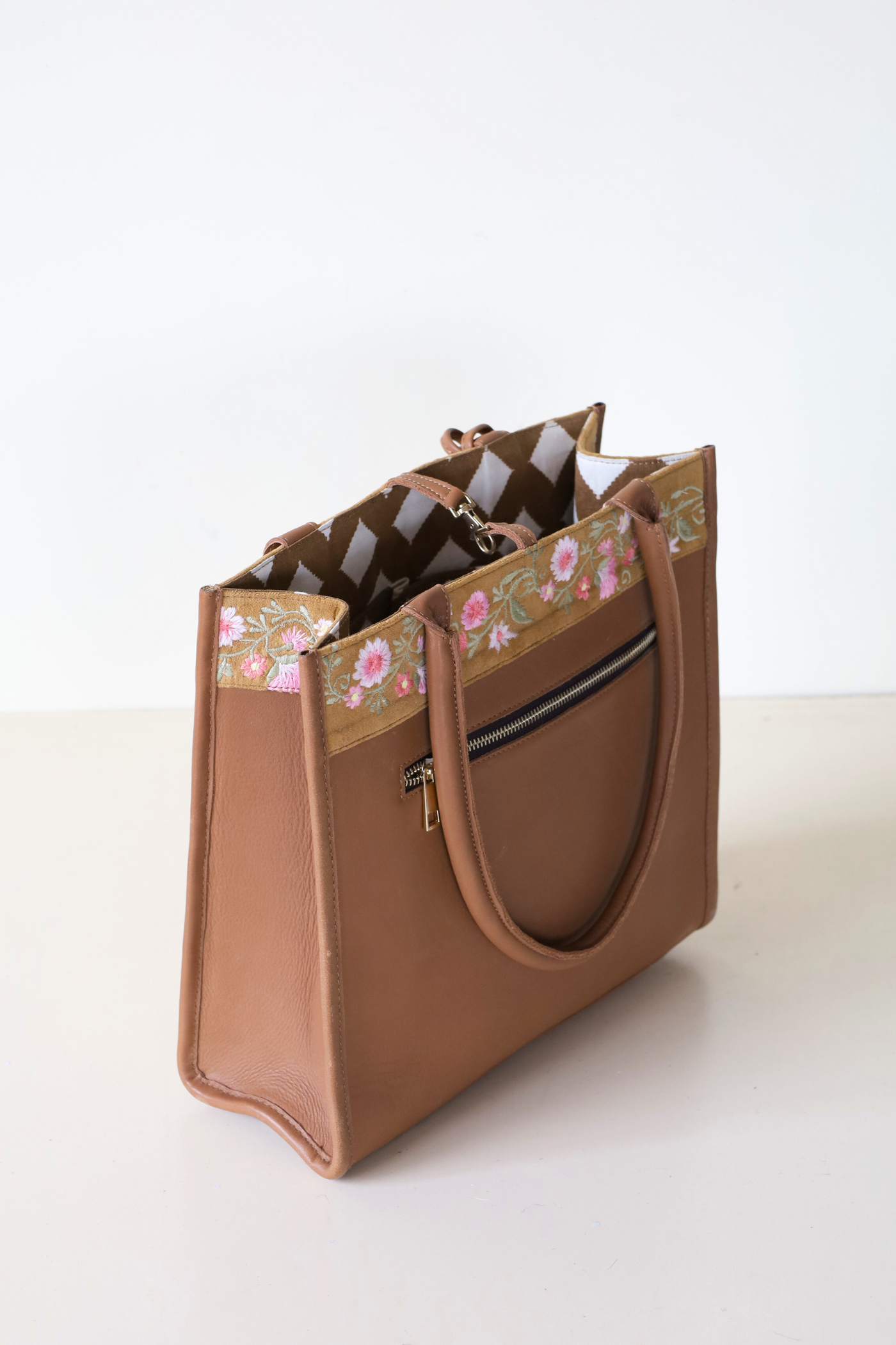 Blooming Velvet Tote bag