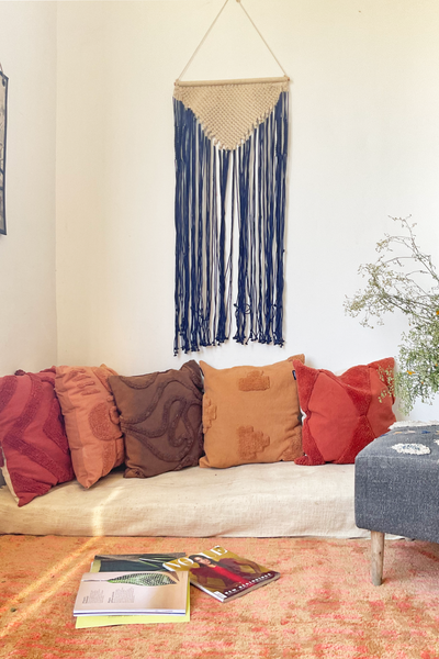 Happy hue cushion