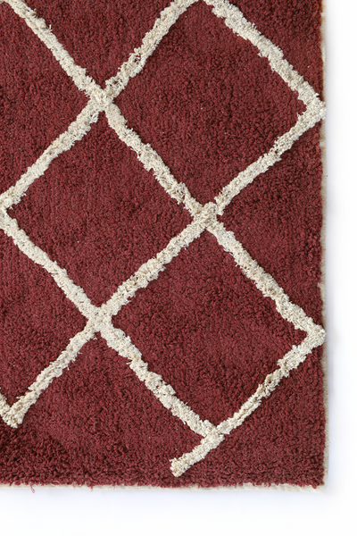 Brick line tufted rug