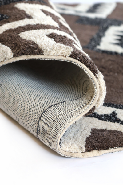 EARTHY GEO TUFTED RUG