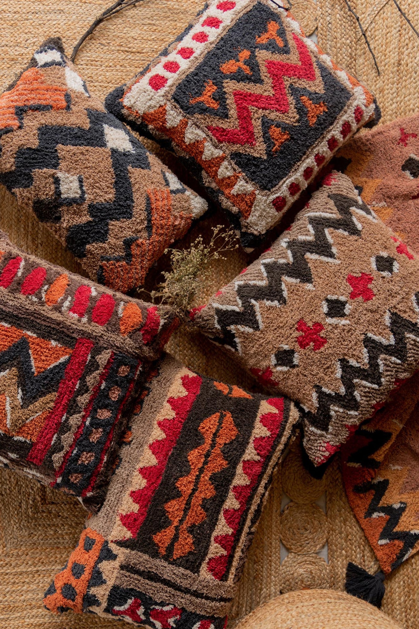NOMADIC COMFY CUSHION
