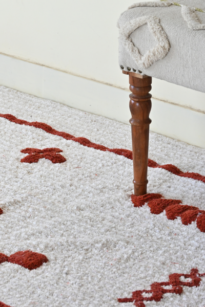 Minimal folk tufted rug