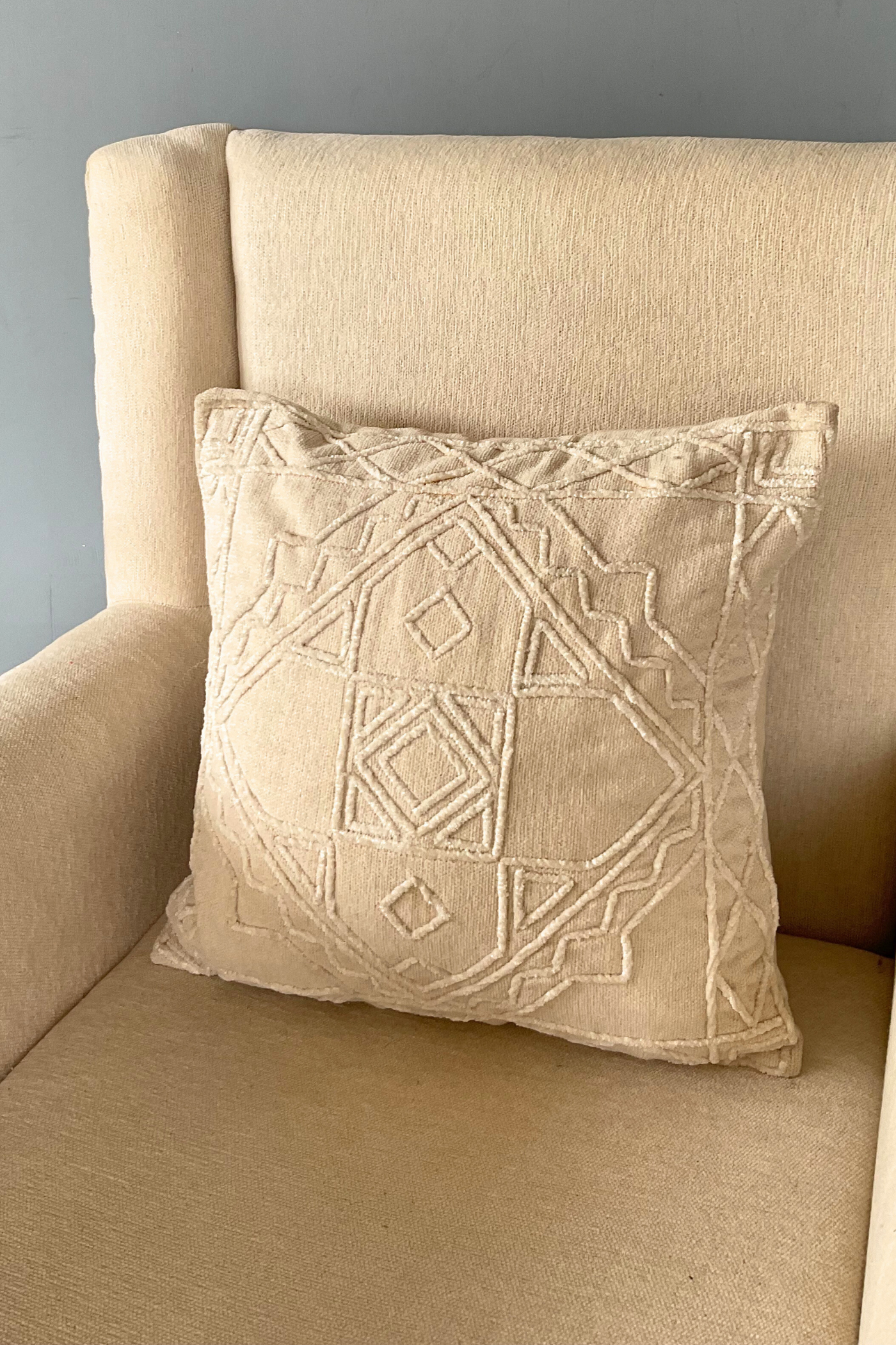 BOHO WHITE COMBO OF 3 CUSHIONS