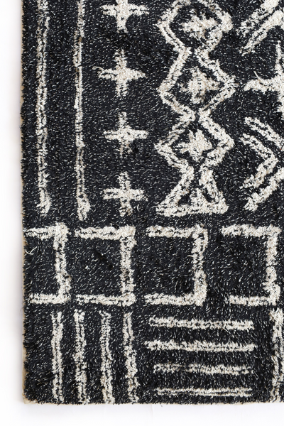 Nomad folk tufted rug