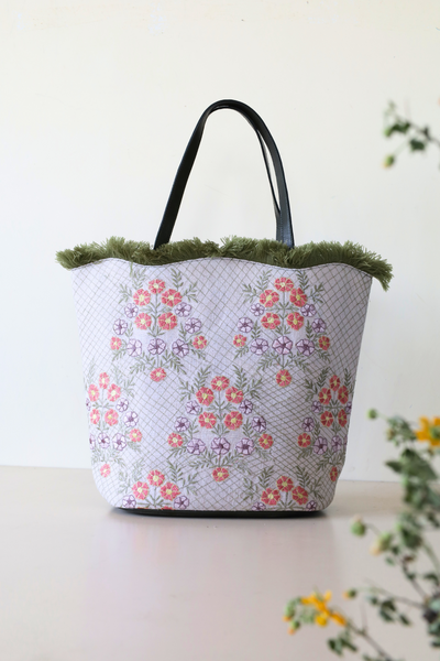 Paradise floret tote bag