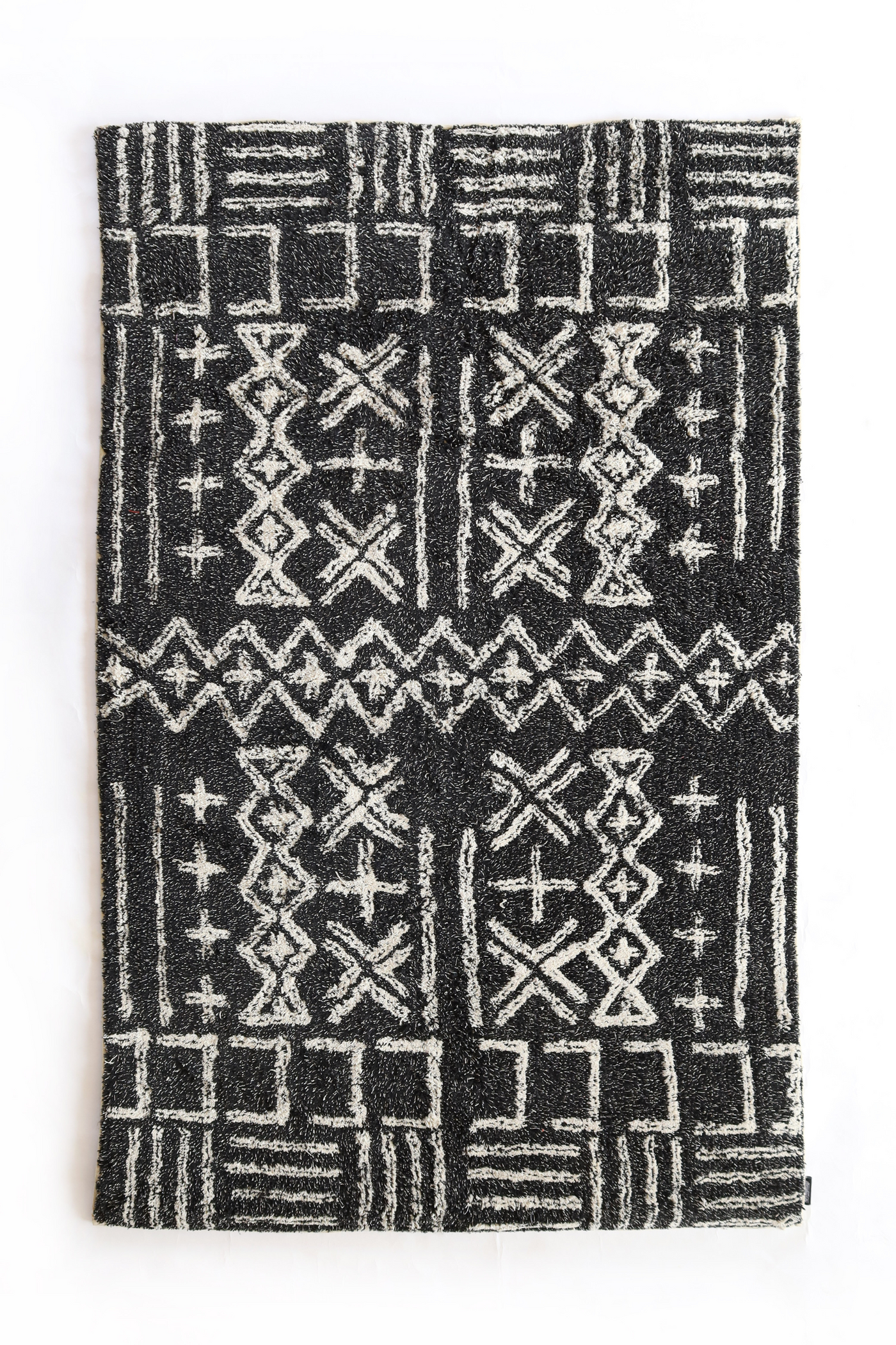 Nomad folk tufted rug
