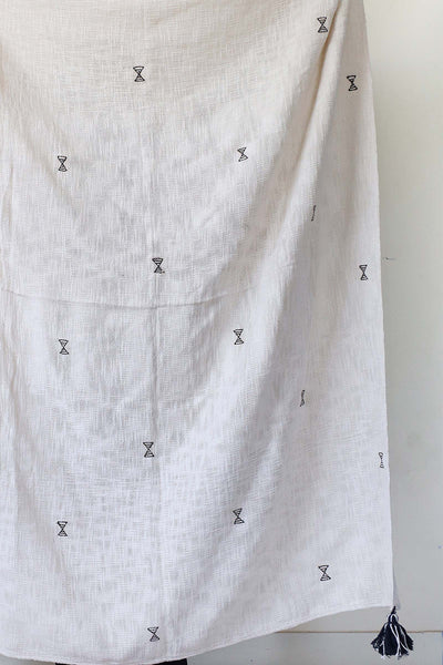 BOHE MINIMAL EMBROIDERED BLANKET