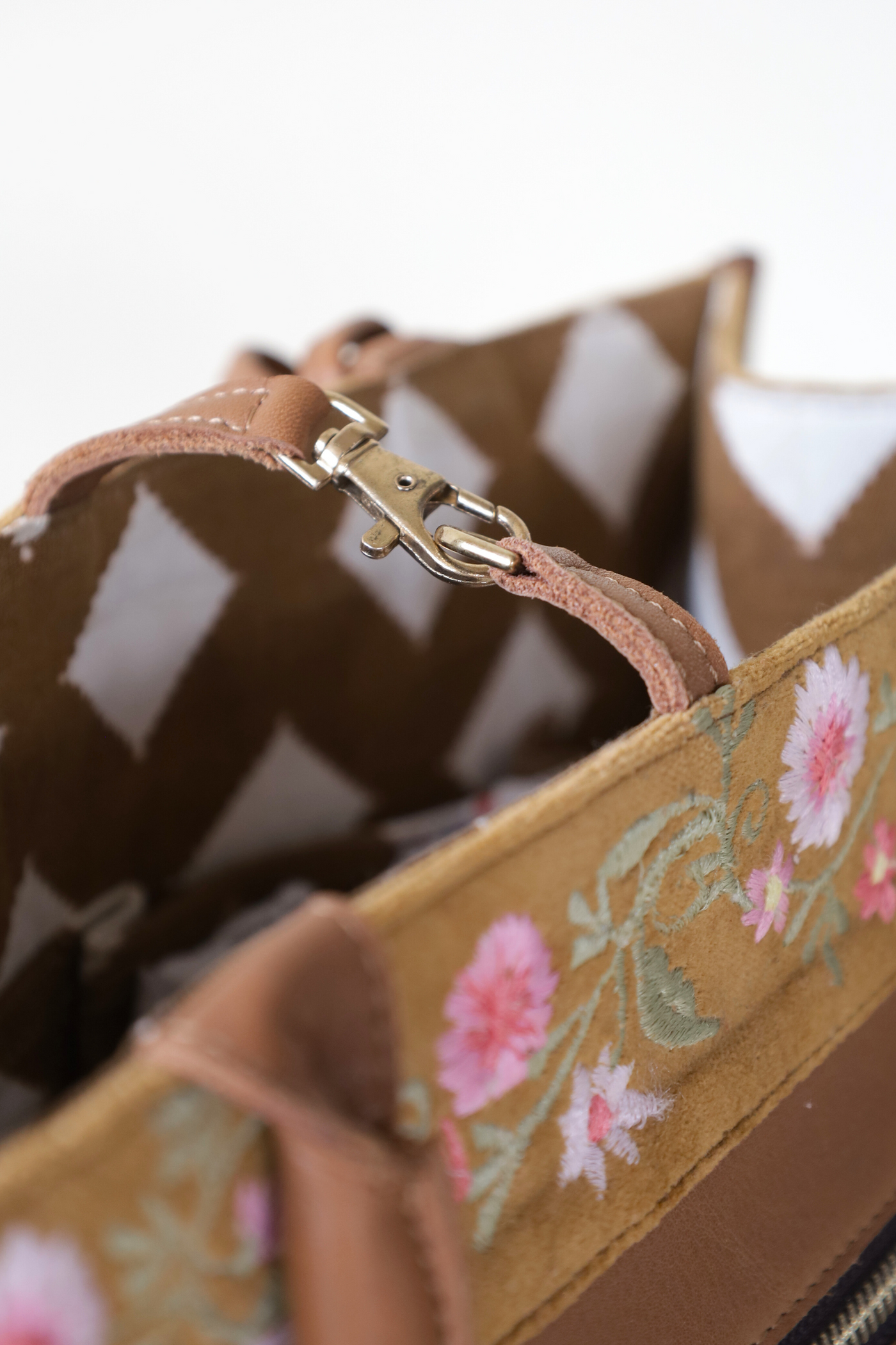 Blooming Velvet Tote bag