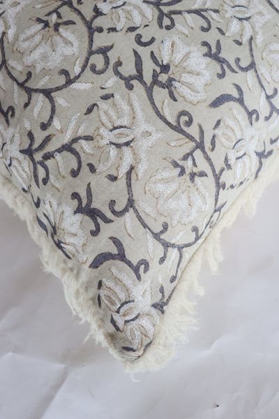BLACK WHITE PRINTED CUSHION
