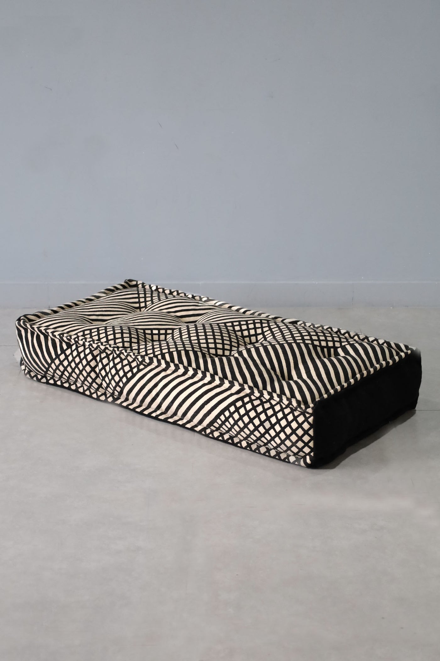 CHECK PRINT FLOOR MATTRESS