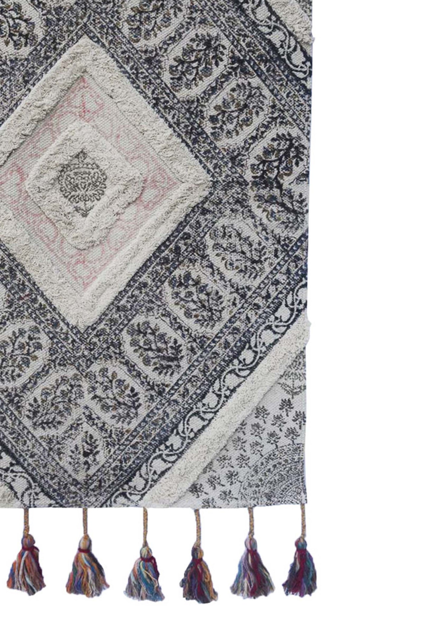 BLOSSMY WOVEN WALL ART