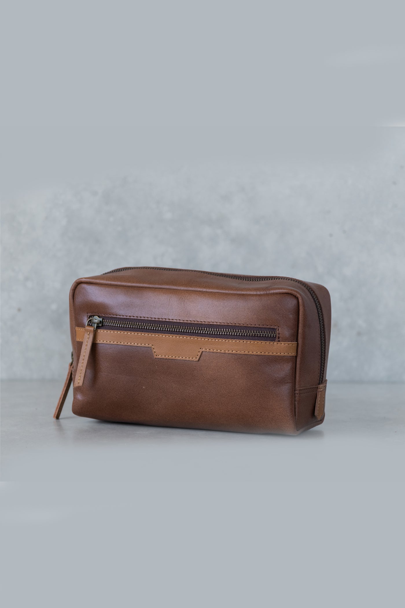 ALASKA-LEATHER BAG