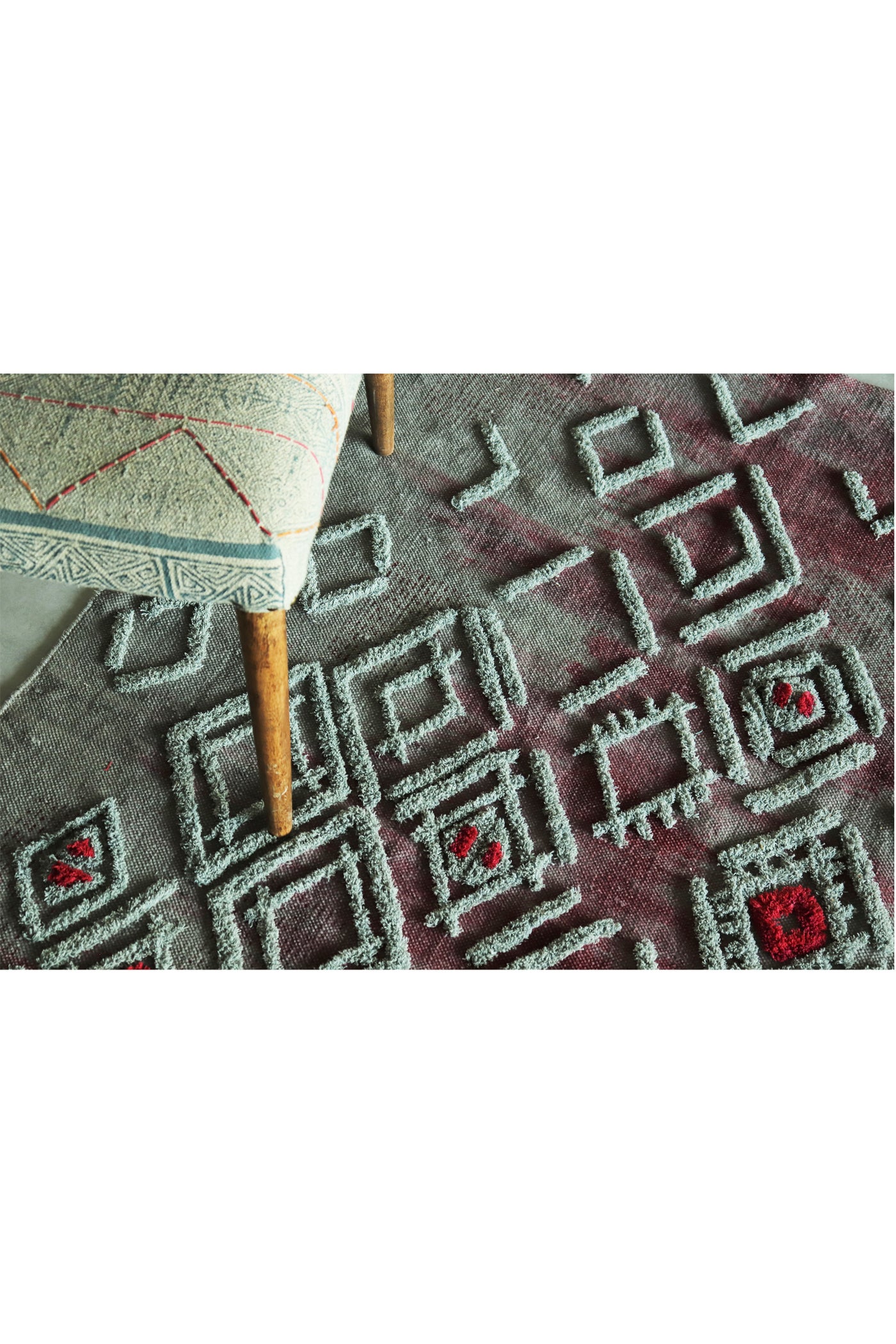 LUNA HAND TUFTED RUG