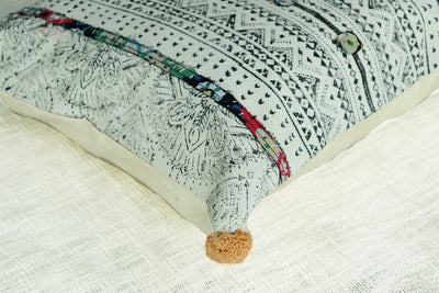 NOAMI PRINT CUSHION COVER