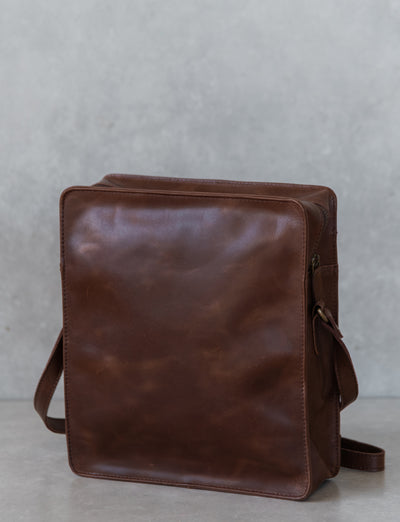 NOKY-LEATHER  SLING BAG