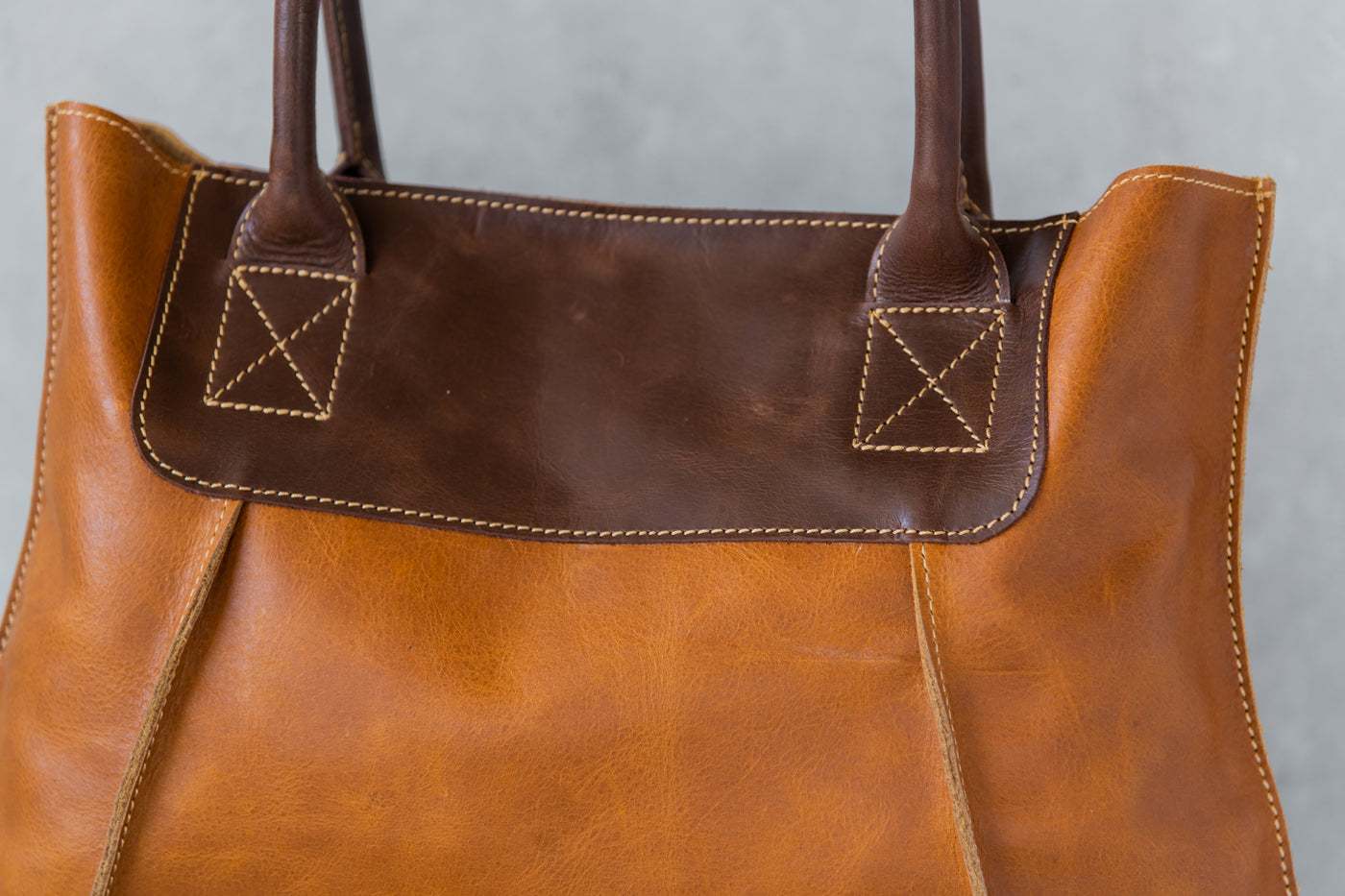 DRIPPY-LEATHER HANDBAG