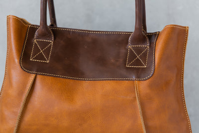 DRIPPY-LEATHER HANDBAG
